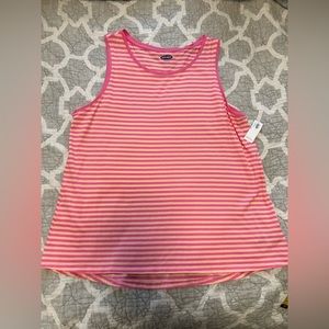 Pink tank top, size large